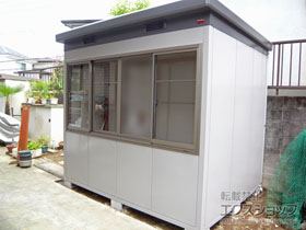 の物置・屋外倉庫 ナイソーGMタイプ 一般型 2460×1880×2270 SMK-47SGM 施工例