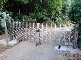 のカーゲート トリップゲート RC型 ノンレール 両開き 38W(19S+19M) 施工例