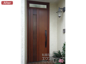 の玄関ドア リシェント 玄関ドア3 断熱K4仕様 片開き仕様(ランマ付)L M83型 ※タッチキー(キー付リモコン)仕様 施工例