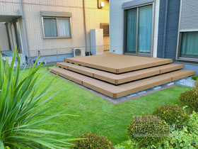 のウッドデッキ リウッドデッキ 200＋リウッドデッキ200 段床セット 正面・片側面タイプ 2段 施工例