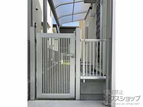 の門扉 シンプレオ門扉2型 縦格子 片開き 門柱使用 施工例