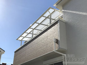 のバルコニー・ベランダ屋根 スピーネ F型 屋根タイプ 連棟 積雪〜20cm対応 施工例