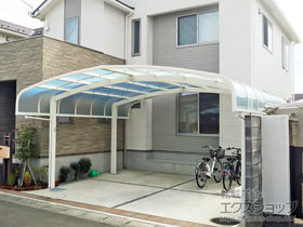 のカーポート レイナキャップポートグラン M合掌　積雪〜20cm対応 施工例