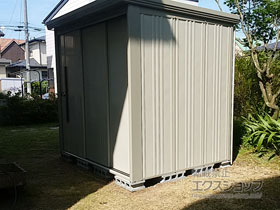 の物置・屋外倉庫 Mr.ストックマンダンディ 多雪型 2200×1738×2110 ND-S2217-Ｗ 施工例