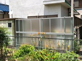 のフェンス・柵 ライシスフェンスP型 多段柱 （パネル2段） 施工例