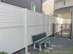 の門扉 ミエーネフェンス 目隠しルーバータイプ 2段支柱 自立建て用（パネル2段） 施工例