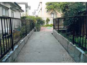 のフェンス・柵 ミエッタフェンス 防犯たて格子タイプ 自由柱施工 施工例