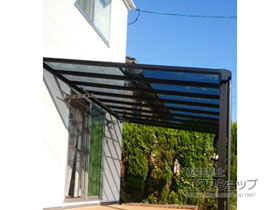 のテラス屋根 ヴェクターテラス F型 テラスタイプ 単体 積雪〜20cm対応 施工例