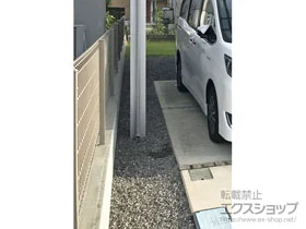 LIXIL(リクシル)のフェンス・柵・塀 ハイグリッドフェンスUF8型 フリーポールタイプ 施工例