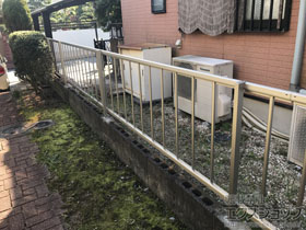 のフェンス・柵 シンプレオフェンスT3型 縦格子11本 自由柱施工 施工例