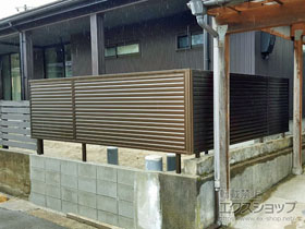 のフェンス・柵 ミエーネフェンス 目隠しルーバータイプ 自由柱施工 施工例