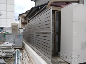 のフェンス・柵 シンプレオフェンスSY1型 横スリット 自由柱施工 施工例