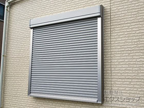 の窓シャッター 【特注】リフォームシャッター イタリヤ 手動式 施工例