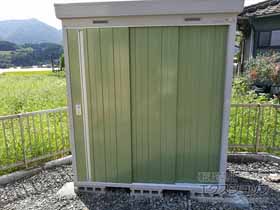 の物置・屋外倉庫 ネクスタ 一般型 1790×950×2020（NXN-17S） NXN-17S-OG 施工例