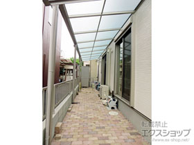 のテラス屋根 ヴェクターテラス F型 テラスタイプ 三連棟 積雪〜20cm対応 施工例