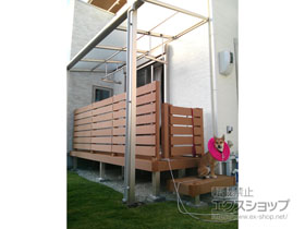 のウッドデッキ マージウッドデッキ＋リウッドデッキ門扉3型＋マージウッドデッキ用ルーバーデッキフェンス 施工例