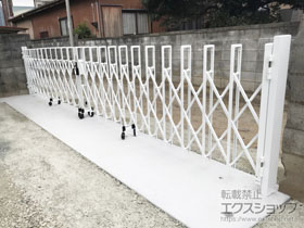 のカーゲート トリップゲート RB型 ノンレール 両開き 70WO 施工例