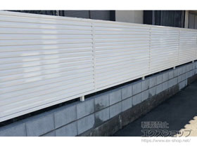 のフェンス・柵 ミエーネフェンス 目隠しルーバータイプ 自由柱施工 施工例