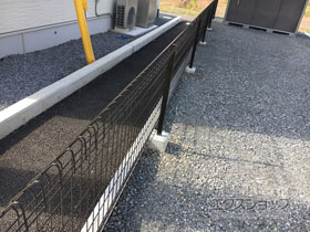 のフェンス・柵 メッシュフェンス G10-R 自由柱 施工例