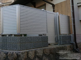 の門扉 シンプレオ門扉5型 横目隠し 片開き 門柱使用 施工例