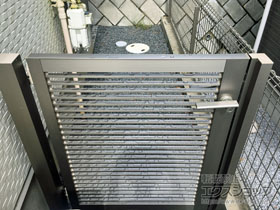 の門扉 プレスタ門扉 1型 細横桟 片開き 柱使用 施工例