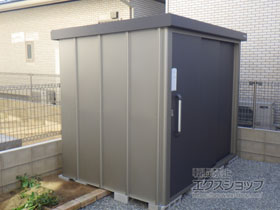 の物置・屋外倉庫 エスケーエイト SK8-100 一般型 2200×1600×1940 SK8-100-GK 施工例