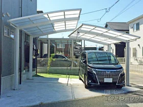 LIXIL(リクシル)のカーポート ネスカR (ラウンドスタイル) 積雪～20cm対応 施工例
