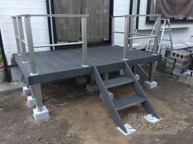 YKKAPのウッドデッキ リウッドデッキ 200 施工例