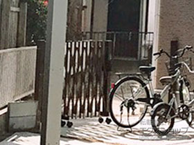 のカーゲート トリップゲート RA型 ノンレール 片開き 24S 施工例