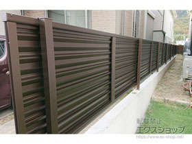 のフェンス・柵 ミエーネフェンス 目隠しルーバー 自由柱施工 施工例