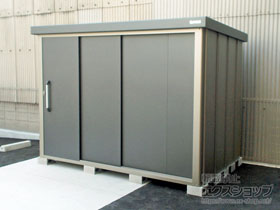 の物置・屋外倉庫 エスケーエイト SK8-130 一般型 2600×1600×1940 SK8-130-GK 施工例