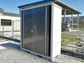 の物置・屋外倉庫 シンプリー 一般型 1740×755×1903 MJX-177EP-PG 施工例