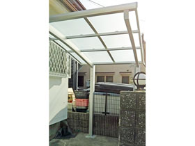 のサイクルポート・駐輪場 ネスカRミニ (ラウンドスタイル) 積雪〜20cm対応 施工例