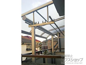 YKKAPのバルコニー屋根 ヴェクターテラス R型 屋根タイプ 単体 積雪～20cm対応 施工例