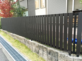 のフェンス・柵 ルシアスフェンスH01型(複合カラー)*自由柱施工 施工例