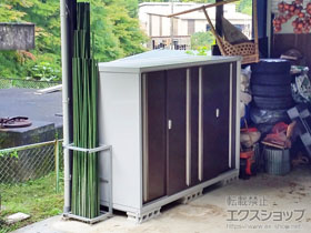 の物置・屋外倉庫 シンプリー 一般型 2160×905×1603（MJX-219D） MJX-219D-TB 施工例