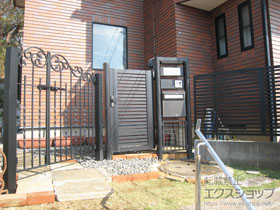 のフェンス・柵 プレスタフェンス 3型 太横桟 フリーポールタイプ 施工例