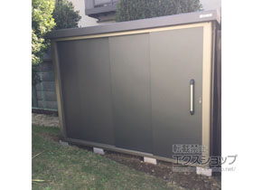 の物置・屋外倉庫 エスケーエイト SK8-130 一般型 2600×1600×1940 SK8-130-GK 施工例