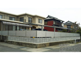 のフェンス・柵 ミエーネフェンス 目隠しルーバータイプ 自由柱施工 施工例