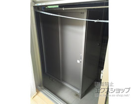 の物置・屋外倉庫 エスモ 一般型 2100×900×1959（ESE-2109A） ESE-2109A-SS 施工例