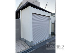 のガレージシャッター プラテアII スチールタイプ 内蔵電動式 施工例