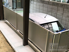 のフェンス・柵 シンプレオフェンス2型 縦格子 自由柱施工 施工例