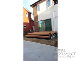 のウッドデッキ リウッドデッキ 200＋ウッドデッキ200　段床セット　正面タイプ　1段 施工例