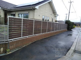 のフェンス・柵 ルシアスフェンスF04型 横板 複合カラー 自由柱施工 施工例
