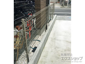 のフェンス・柵 ハイグリッドフェンスN8型 フリーポールタイプ 施工例