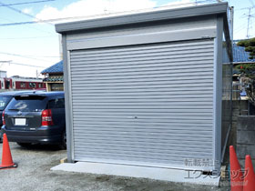 の物置・屋外倉庫 ガレーディア 一般型（GRN-3157H） GRN-3157H-CS 施工例