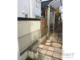 のフェンス・柵 イーネットフェンス1F型〈水平地用〉 自由柱施工 施工例