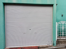 のガレージシャッター プラテアII スチールタイプ 手動式 施工例