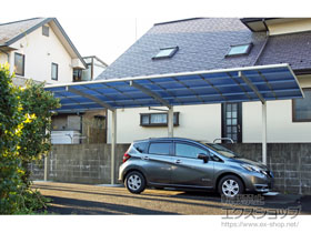 のカーポート レイナポートグラン 縦連棟　積雪〜20cm対応 施工例