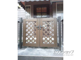 の門扉 ステイウッド門扉1型 両開き 75角門柱使用 施工例